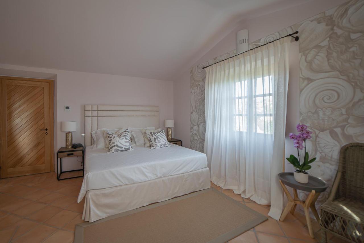 Hotel Borgo Smeraldo Arzachena Exterior photo