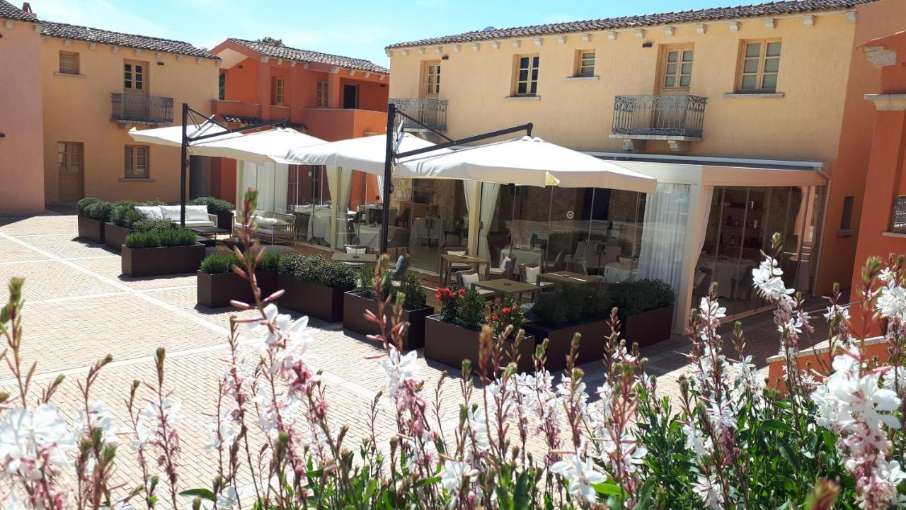 Hotel Borgo Smeraldo Arzachena Exterior photo